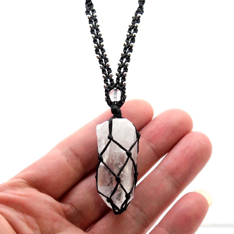 Crystal Pendant Necklace Natural Stone - 여성을위한 크리스탈 석영 Macrame 땋은 돌