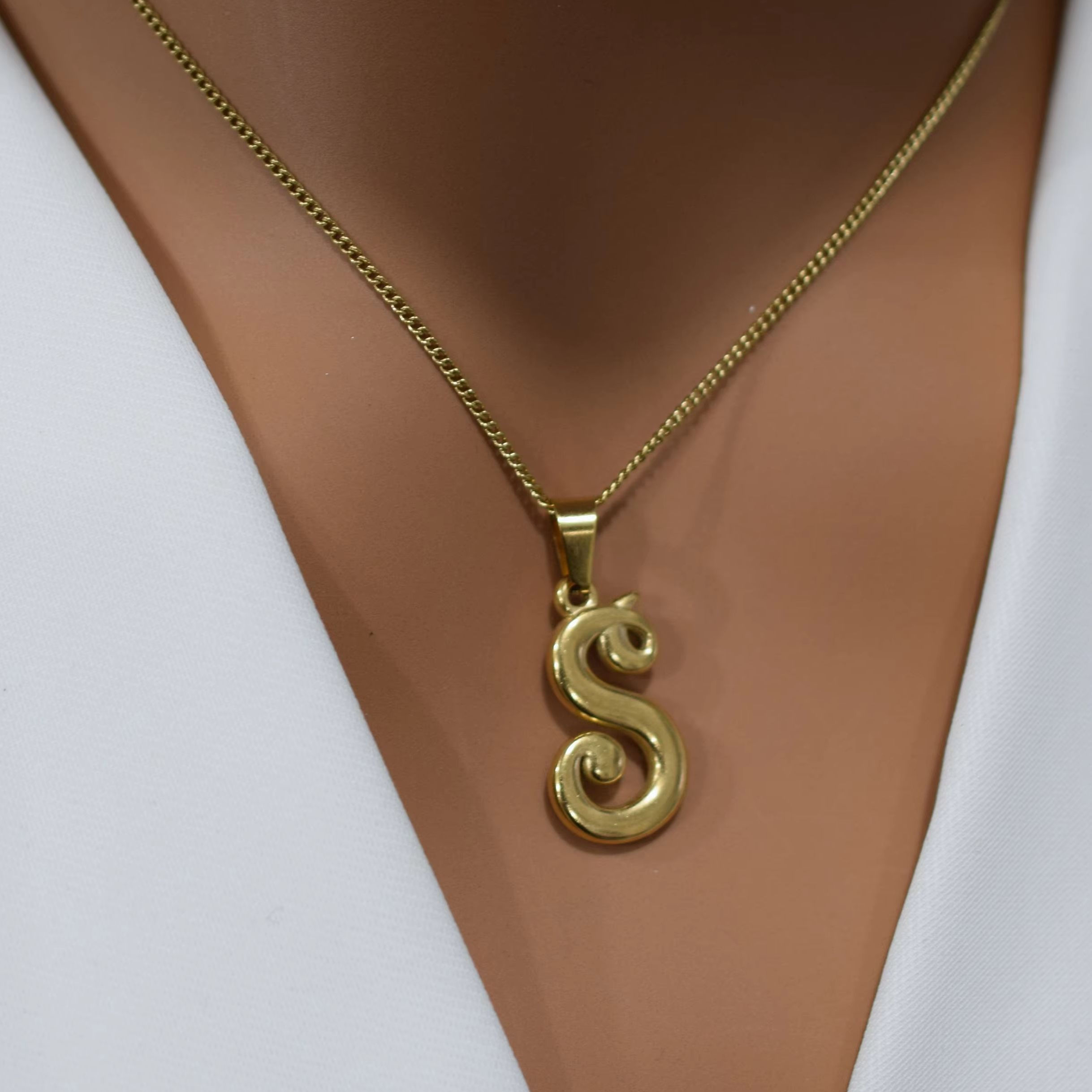 Initial Letter Necklace 18K Gold - 18K 골드 스테인리스 스틸 빈티지 알파벳