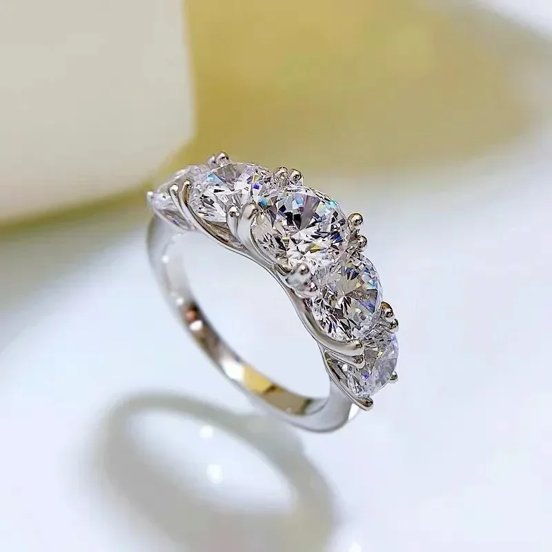 여성용 럭셔리 18K 화이트 골드 결혼 반지 - 5개의 - Moissanite Engagement Ring 1 Carat 리뷰 및 가격