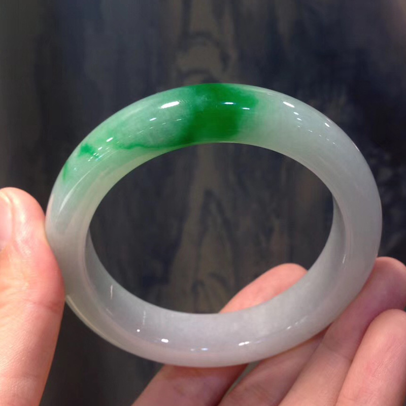 여성용 아이스 화이트 베이스에 포인트를 더한 버마산 밝 - Bracelets 리뷰 및 가격
