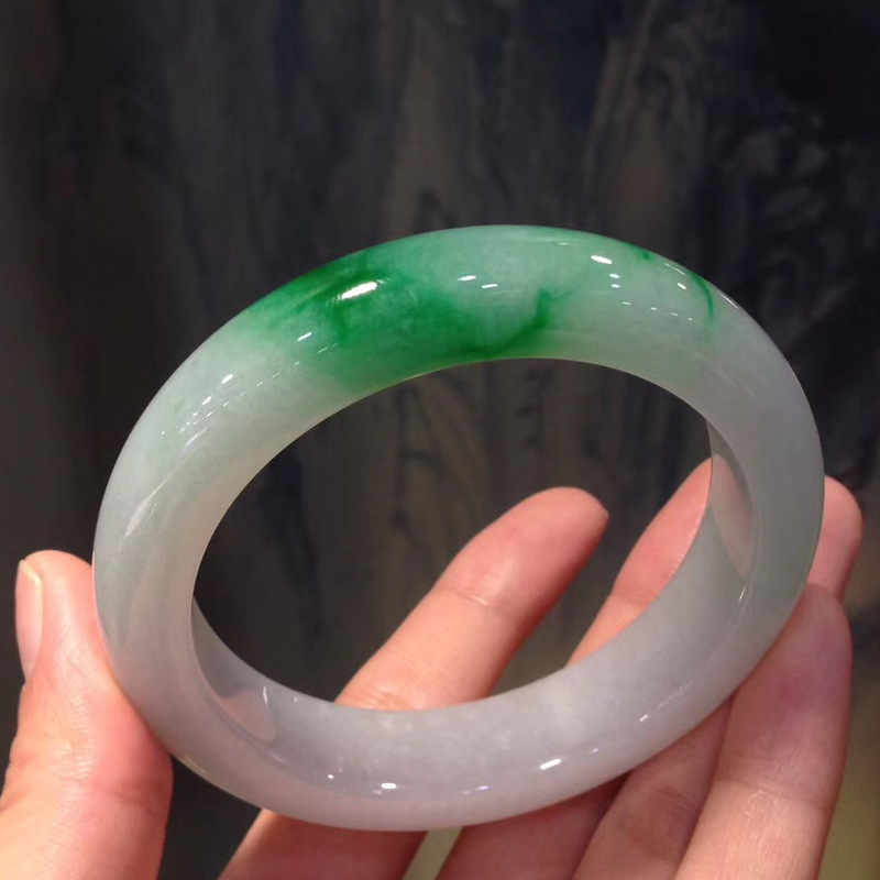 여성용 아이스 화이트 베이스에 포인트를 더한 버마산 밝 - Bracelets 리뷰 및 가격