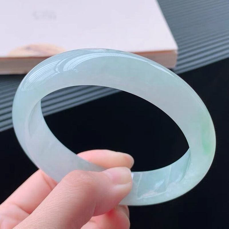 미얀마 여성용, 아이스 왁스 싱글 컬러 반투명 비취 팔 - Bracelets 리뷰 및 가격